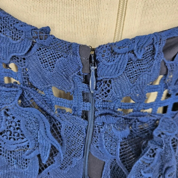 Lovers & Friends Bellini Fit Flare Dress Navy Blue Floral Lace Sleeveless A Line - Picture 8 of 11